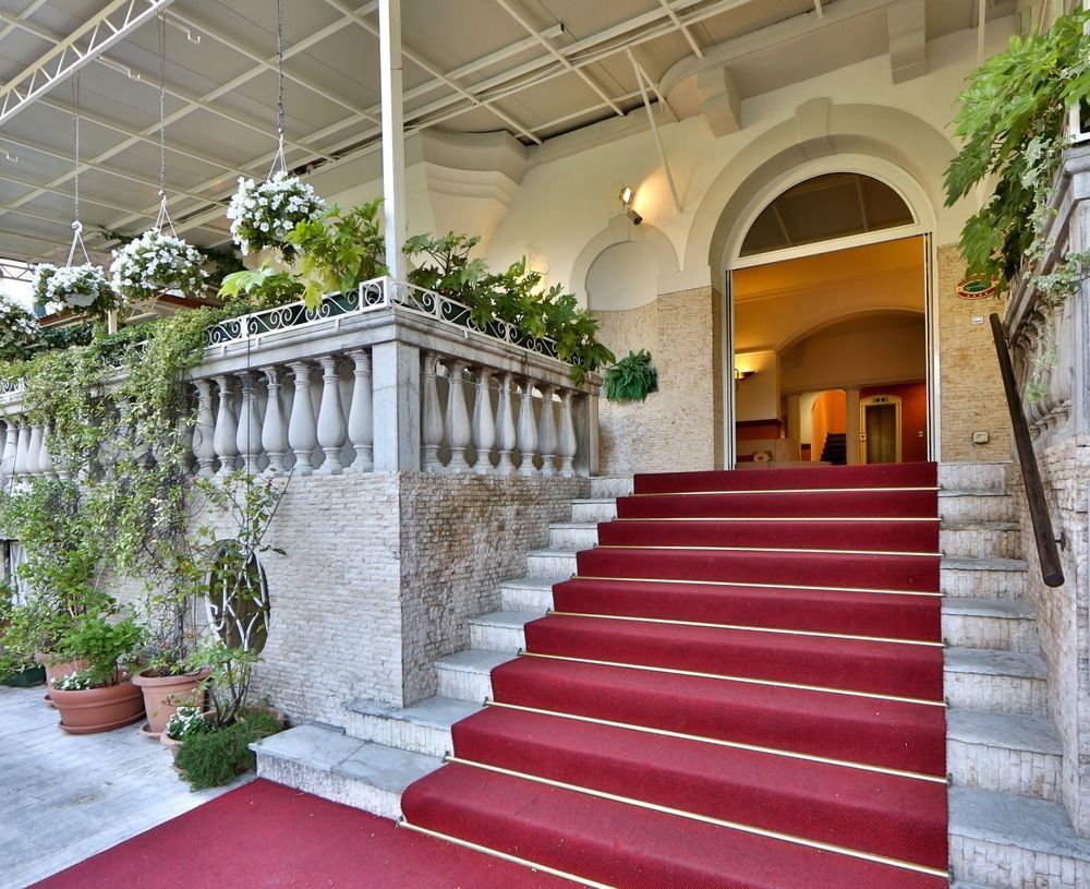 Hotel Biasutti Lido di Venezia Luaran gambar